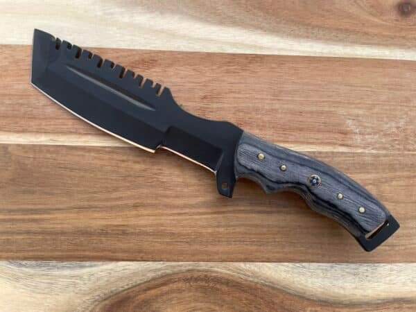 Custom Knife Tracker Knife